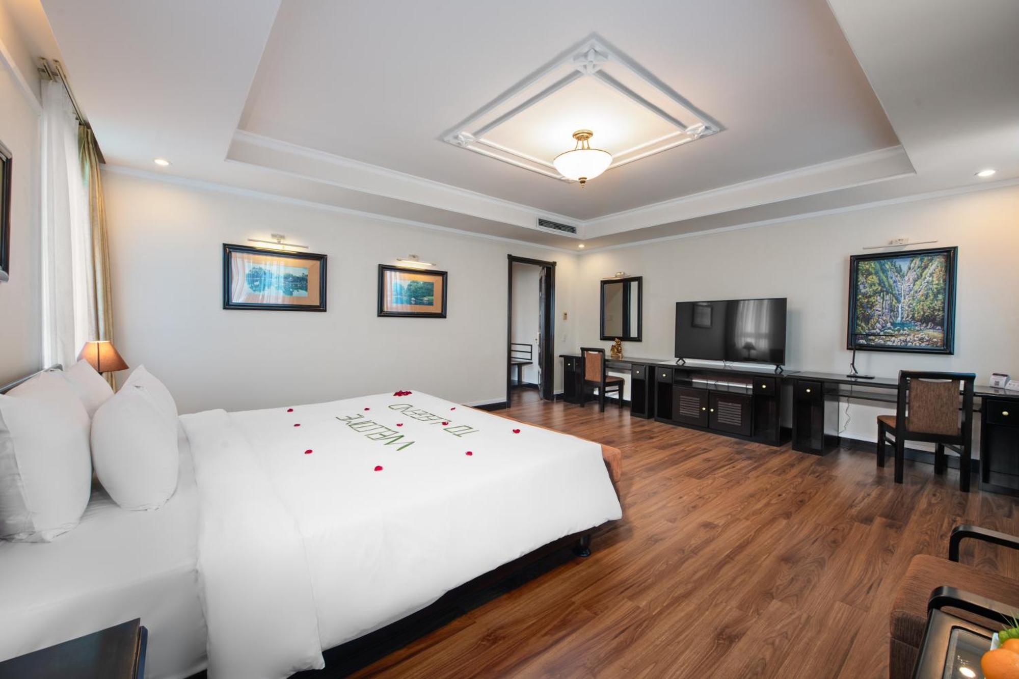 Ninh Binh Legend Hotel Exterior photo
